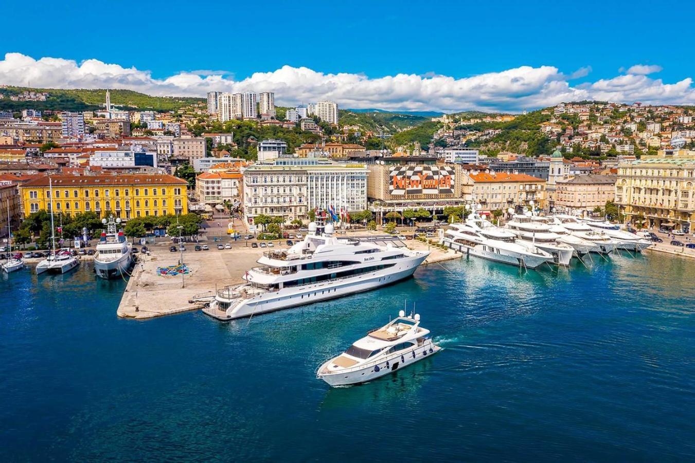 Central Rijeka Apartments Ciottina 24 ภายนอก รูปภาพ